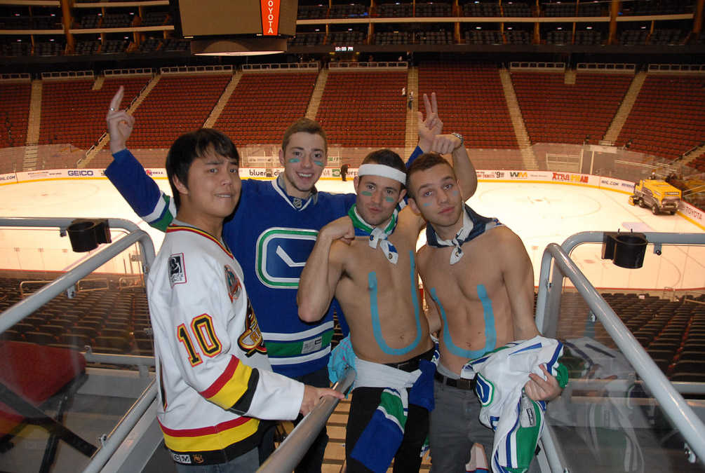 Coyotes Fans_2